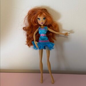 Mattel 2004 Bloom Winx Doll FLAWED LEGS